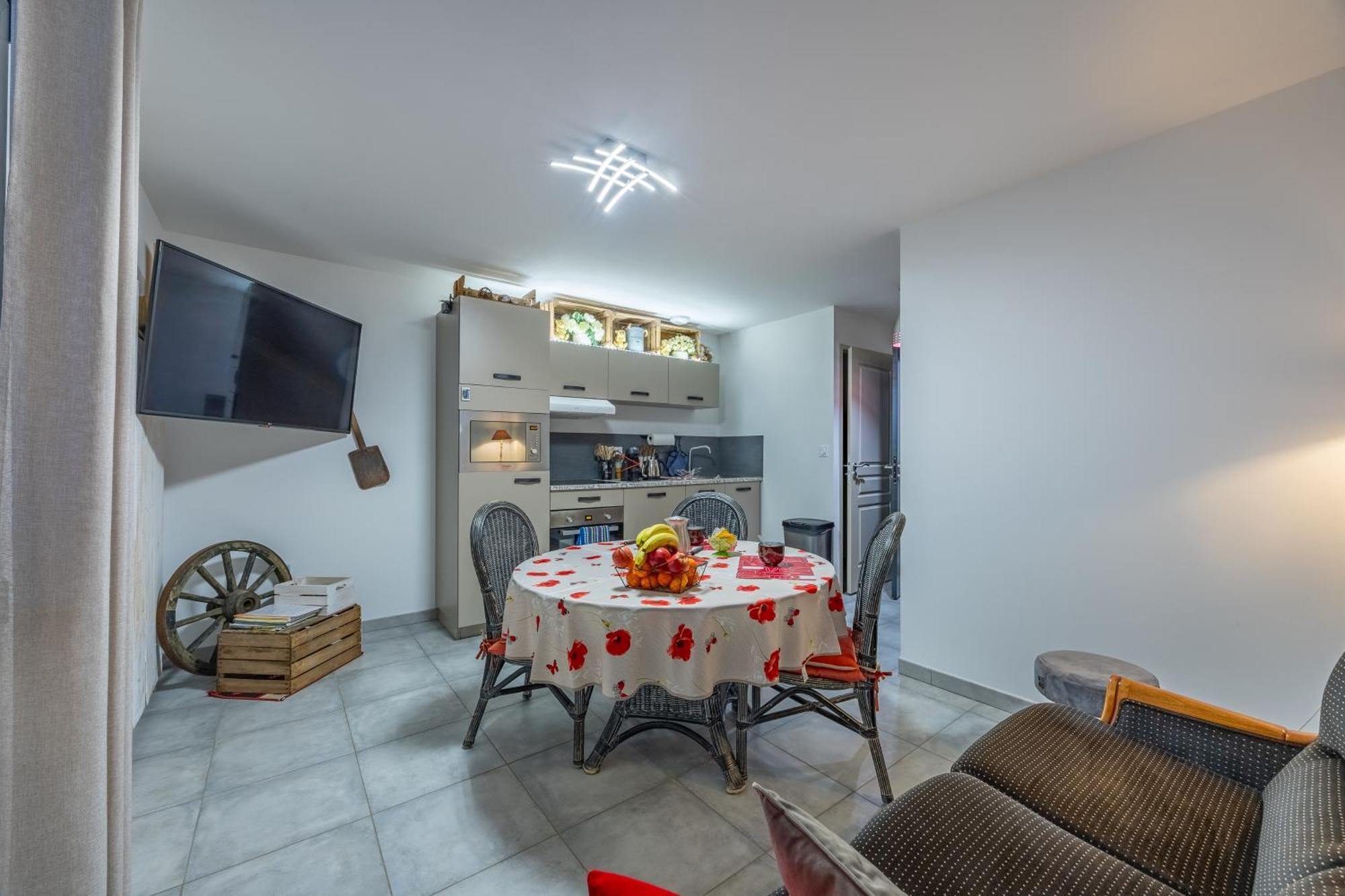 Logis Du Grand Pin Appartement Saint-Martin-des-Entrées Buitenkant foto